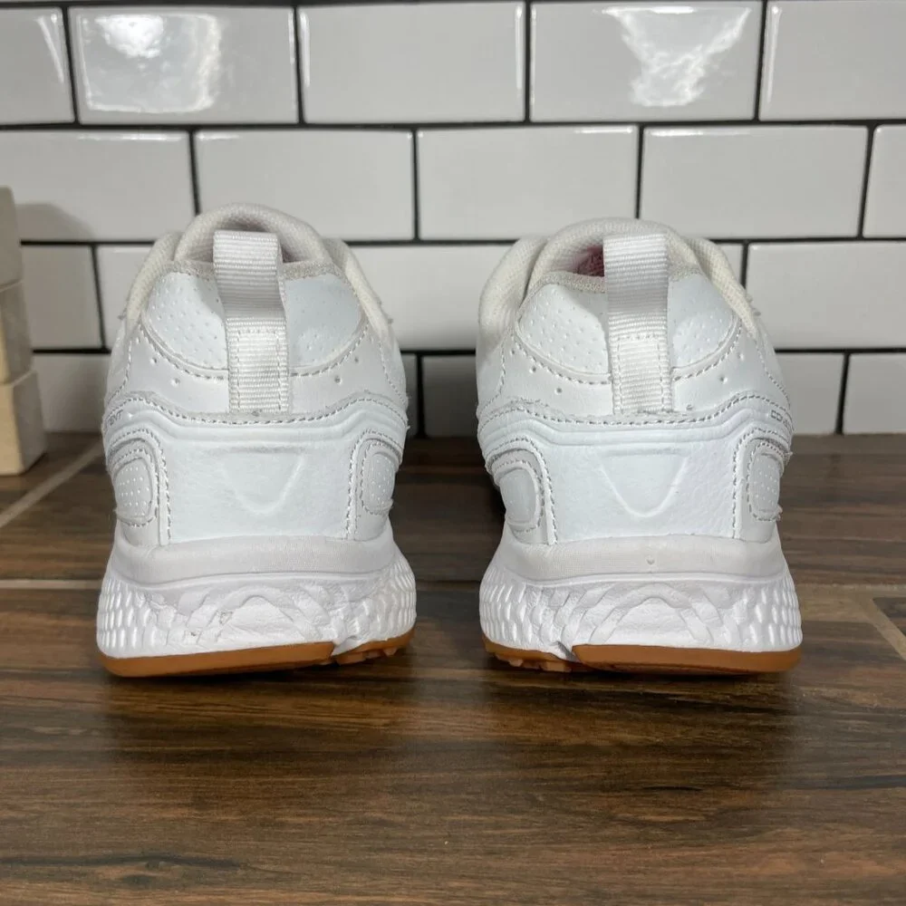 Skechers Go Run Consistent Broad Spectrum Shoes Womens 7 White Leather Sneakers
